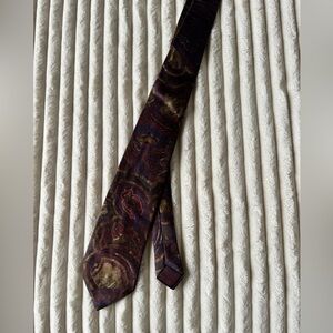 LANVIN Paris  Made in France Designer Vintage Silk Tie - Burgundy Paisley